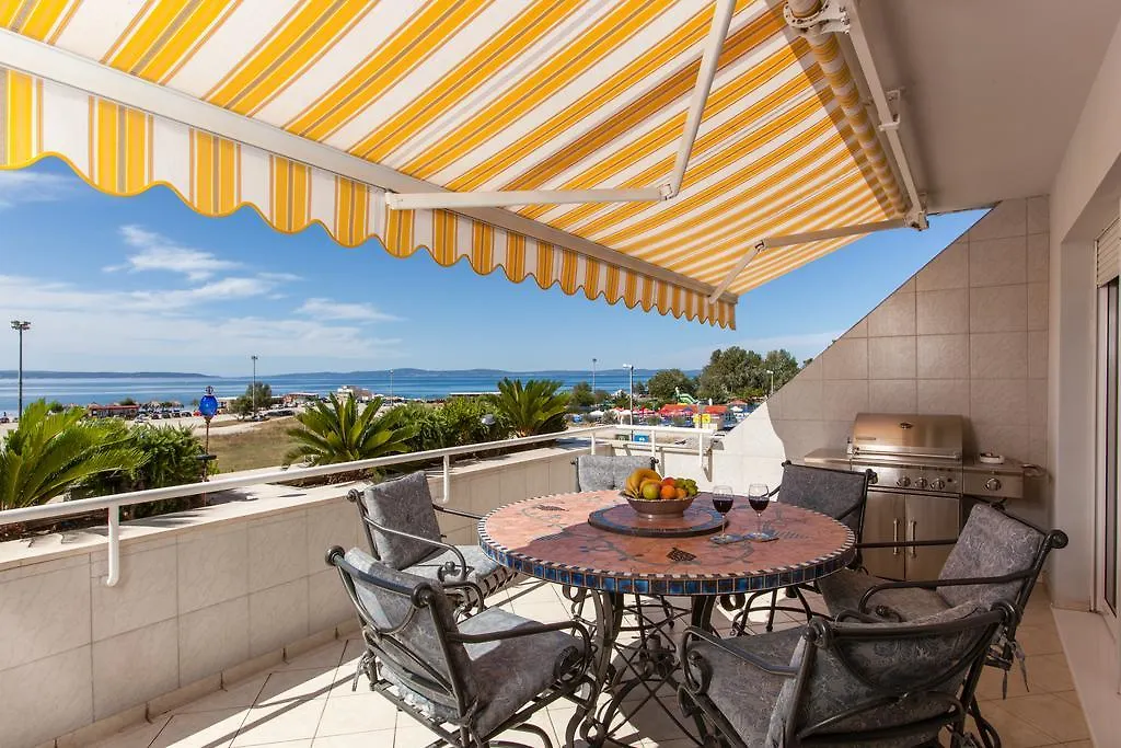 Cro Jet Set On The Beach Split Apartmán
